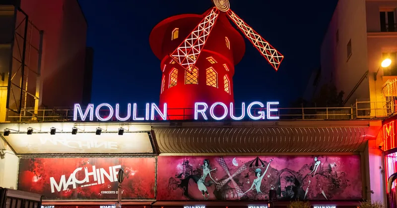 Moulin Rouge Dinner & Show